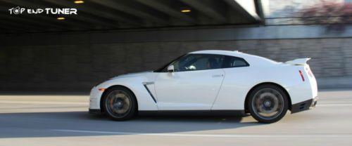 2013 nissan gt-r r35 premium edition gtr 3.8 l twin turbo with factory warranty