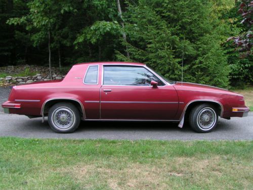 1983 oldsmobile cutlass supreme base coupe 2-door 3.8l