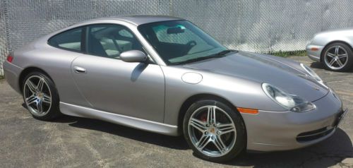 2001 porsche 911 carrera 4 coupe 2-door 3.4l