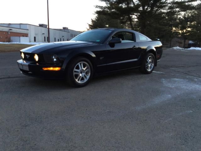 Ford mustang gt