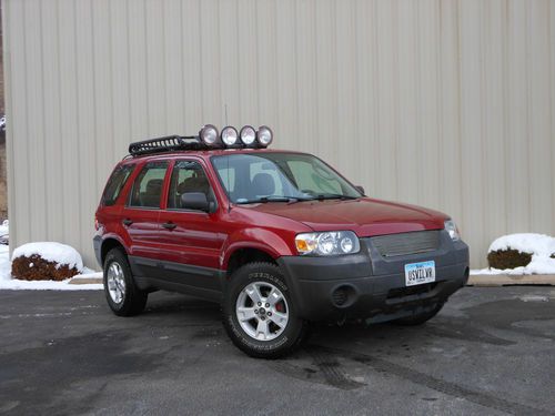 2006 ford escape offroad - clean