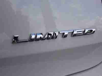 LIMITED 3.5L NAV Clean CARFAX Garage kept Smoke free Excellent Cond Low miles, image 6