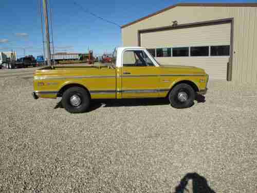 1971 C10 GMC Sierra Grande Shortbed Ochre  western short bed clean patina swb, image 3