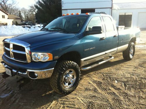 2003 dodge 2500 5.7l hemi 4x4 *no reserve*