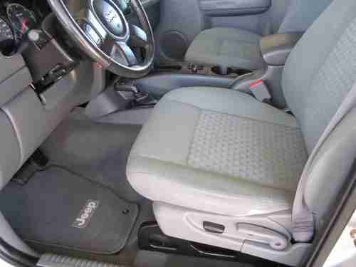 2006 Jeep Liberty Sport 4WD 39K Miles Exc Cond Motorhome Ready, US $9,850.00, image 6