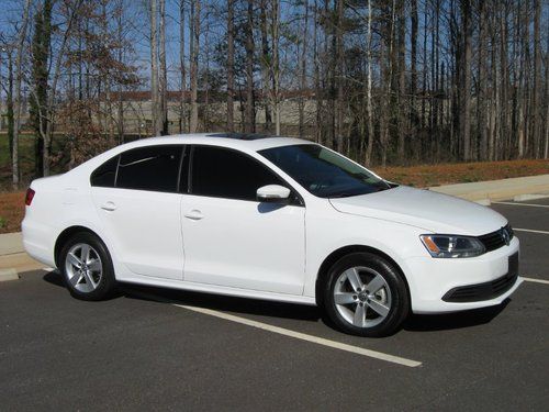 2012 vw jetta tdi diesel flawless 45mpg bluetooth aux xm nice tint dsg iphone