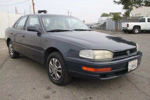 1992 toyota camry le sedan automatic 4 cylinder no reserve