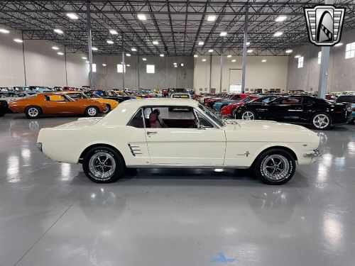 1966 ford mustang