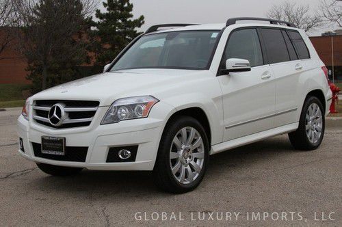 Glk350 4matic awd  **production:01/2011** export white/ beige heated seats