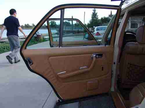 1985 Mercedes Benz 300D Turbo diesel, image 18