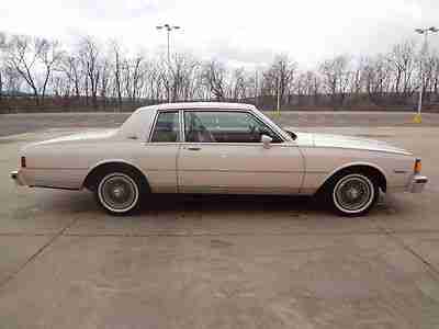 1984 CHEVROLET CAPRICE CLASSIC 2DR LANDAU, image 5