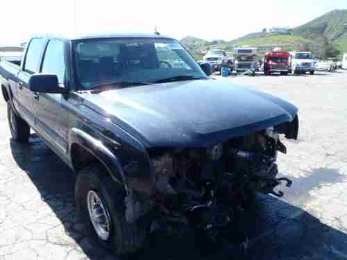 2004 Chevrolet Silverado 2500 HD LT Crew Cab 4x4 duramax diesel 6.6L salvage, image 15