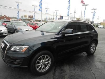 Quattro 4dr suv 3.2l bluetooth sunroof awd 4-wheel abs 4-wheel disc brakes