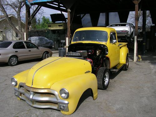 Awesome 1954 chevy 3100, 5 window custom cab