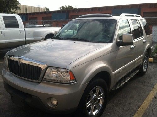 2004 lincoln aviator luxury sport utility 4-door 4.6l expedition suv family tv
