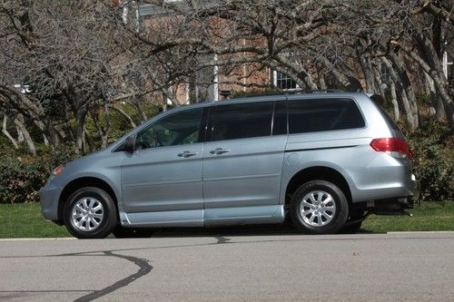 2009 honda odyssey ex-l fwd van 4-door 3.5l disability accessible with ramp