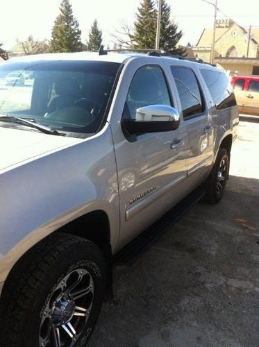 2007 chevrolet suburban 1500 lt sport utility 4-door 5.3l