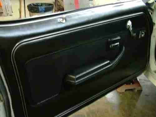 Chevrolet 1977 Camaro LT coupe White, 350 4 bolt, image 13