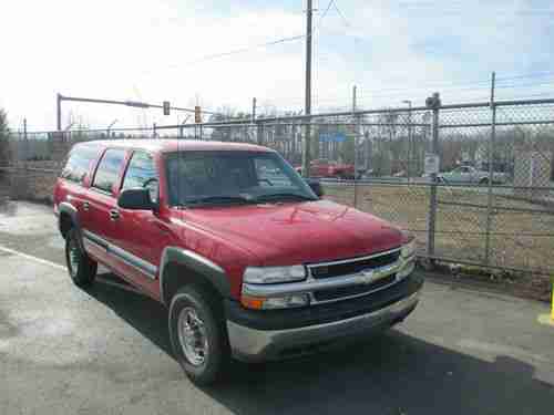 2001 Chevrolet Suburban 4 WD - EX MUNICIPAL GOVERNMENT SURPLUS-VIRGINIA, image 2