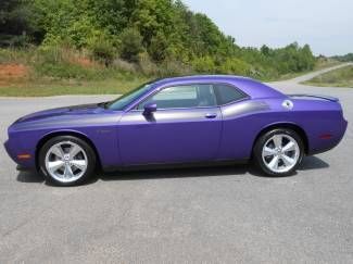 New 2013 dodge challenger classic r/t plum crazy! - free shipping or airfare