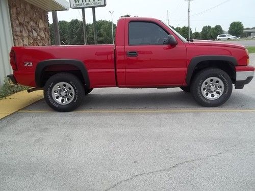 2006 chev 4x4 z71  good as it gets, very nice