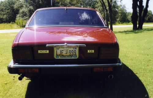 1988 Jaguar XJ6 Base Sedan 4-Door 3.6L, image 2