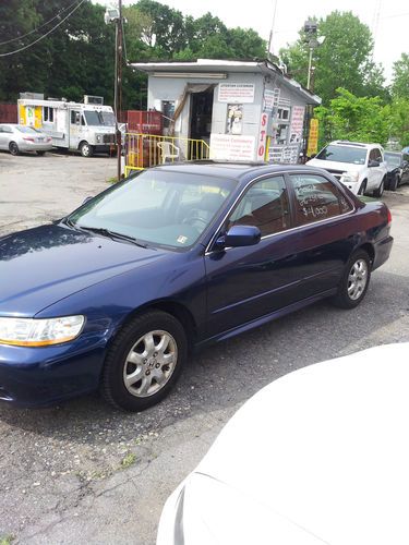 2002 Honda Accord EX Sedan 4-Door 2.3L, image 3