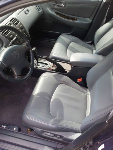 2002 Honda Accord EX Sedan 4-Door 2.3L, image 10