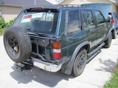 1993 nissan pathfinder se sport utility 4-door 3.0l