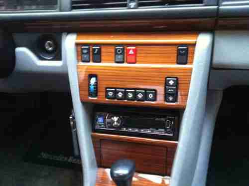 1992 Mercedes-Benz 300D 2.5 Sedan 4-Door 2.5L, US $6,500.00, image 5