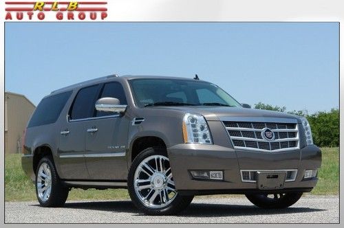 2012 escalade esv platinum edition awd immaculate one owner! outstanding value!