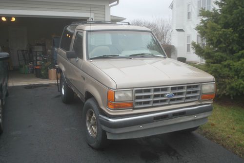 1990 ford bronco ii xlt sport utility 2-door 2.9l