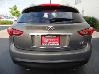 SUV 3.5L CD 11 Speakers MP3 decoder Radio data system Air Conditioning Spoiler, image 6