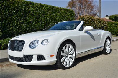 2012 demo gtc, mulliner package with white piano wood. great options