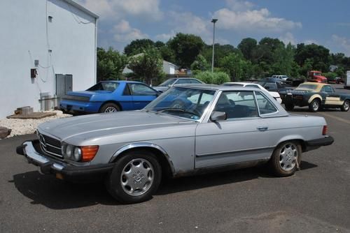 1981 mercedes benz 380sl ** project car ** salvage title ** flood car **