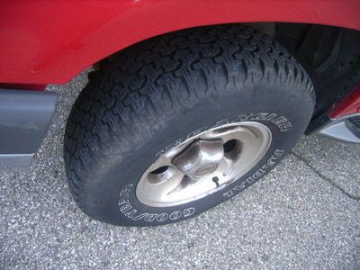 1999 FORD EXPLORER XLT 4X4**** LOW RESERVE****, image 14