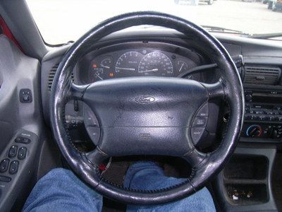 1999 FORD EXPLORER XLT 4X4**** LOW RESERVE****, image 30