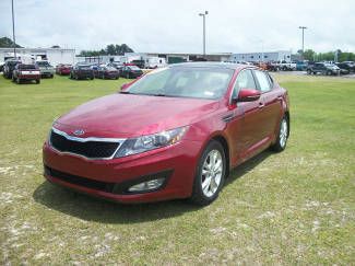 2012 red 4dr sdn 2.4l auto ex!