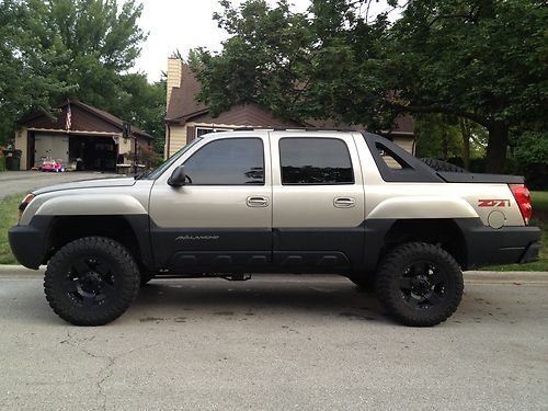 2002 chevrolet avalanche 1500 z71 crew cab pickup 4-door 5.3l