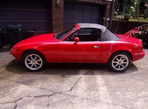 1991 mazda miata base convertible 2-door 1.6l