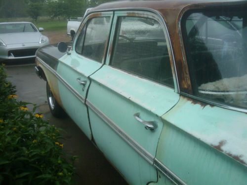 1961 chevy belair 4 dr