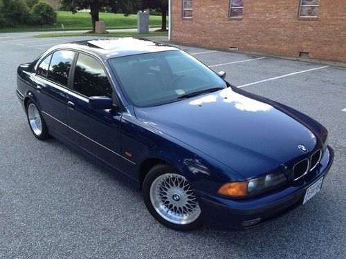 2000 bmw 528i extremely clean 17" bbs rc wheels.  well cared for, drives great!!