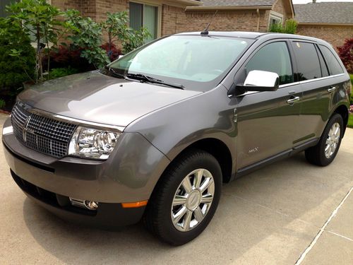 2009 lincoln mkx base sport utility 4-door 3.5l 16,000 original miles, like new!