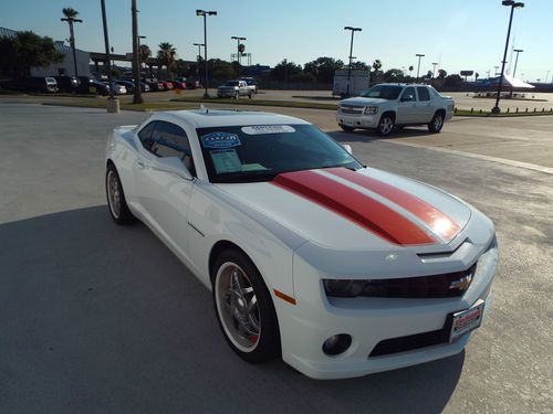 2012 chevrolet camaro ss coupe 2-door 6.2l