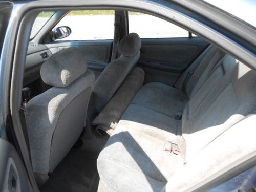 2000 Nissan Altima GXE Sedan 4-Door 2.4L, US $2,500.00, image 2
