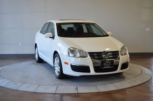 Diesel tdi white moonroof great mpg