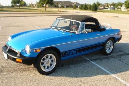 Beautiful 1977 mg mgb roadster