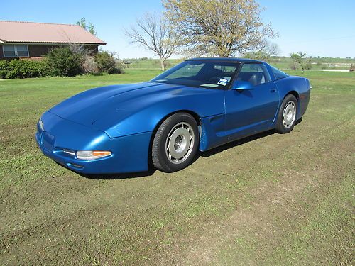 1987 chevy corvette with c5 body