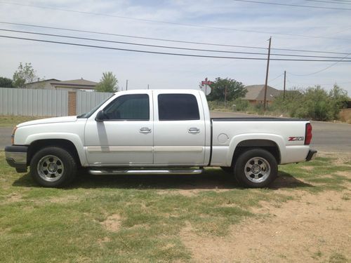 2005 chevrolet silverado z71 crew cab pick-up truck