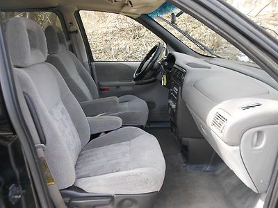 2001 Pontiac Montana 4DOOR 3.4LITER 6CYLINDER W/COLD AIR CONDITIONING, image 28